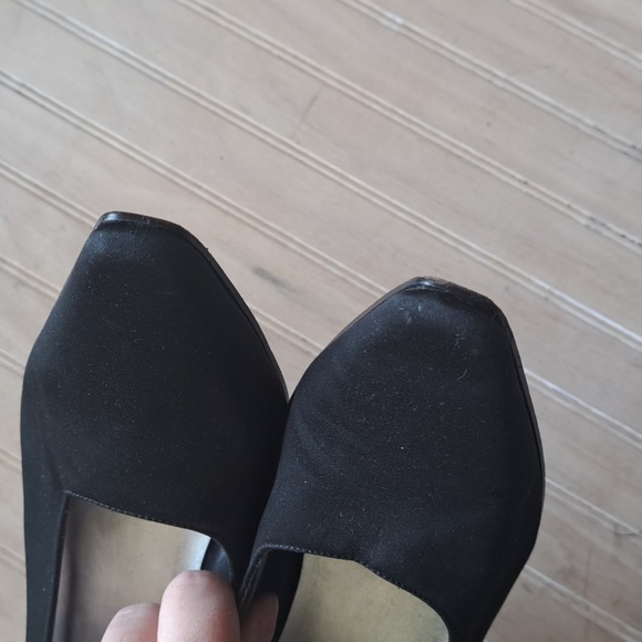 Mootsies Tootsies Collection Black Satin Fabric Short Heel Pumps Classy Formal - Picture 7 of 10